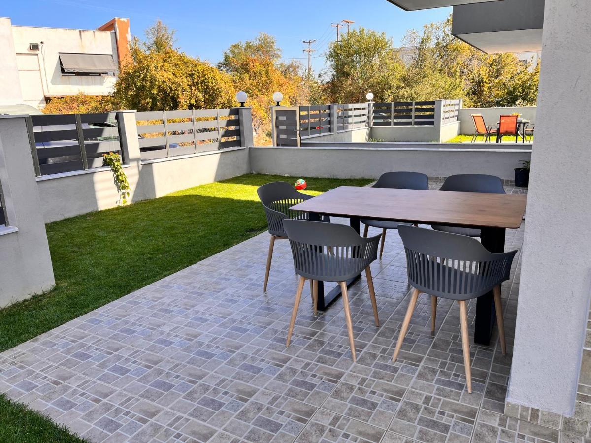 Three Cats Apartment Nikiti  Exterior photo
