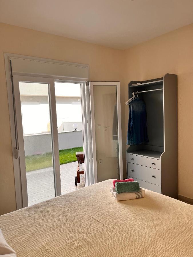 Three Cats Apartment Nikiti  Exterior photo